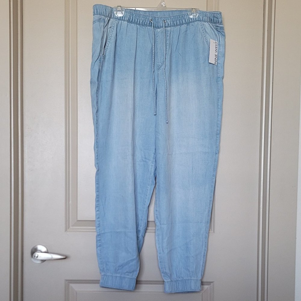 Nine West Joggers